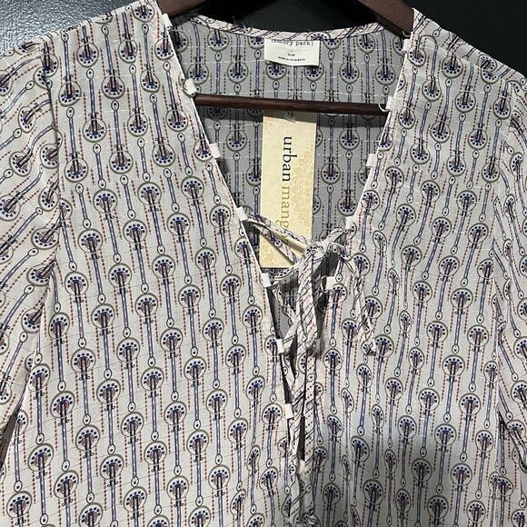 NWT Boutique Emory Park L/S Peasant Blouse Lace Up Neckline Taupe Navy Pattern L - Picture 1 of 11